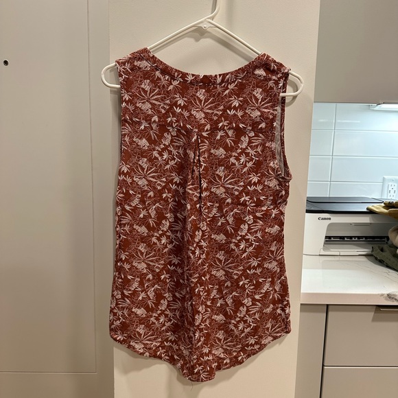 Eddie Bauer Rivierah button front shirt - Picture 5 of 7